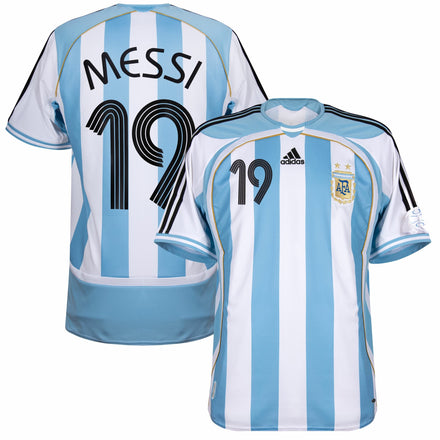 Argentina Home Messi 19 Shirt 2006 (Reissue)