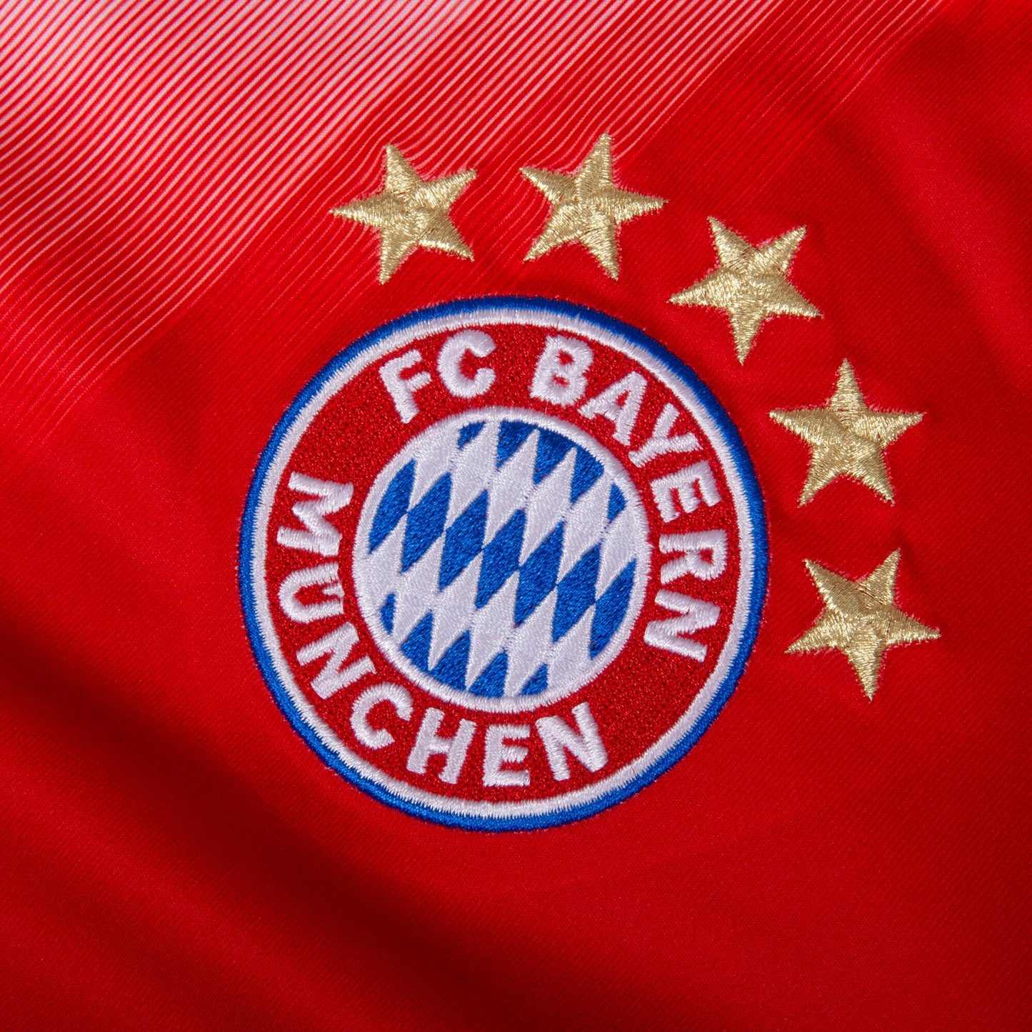 Bayern Munich Home Gnabry 7 Fan Jersey Shirt 2025-2026