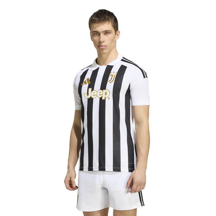 Juventus 2026/27 Home On-Field - White