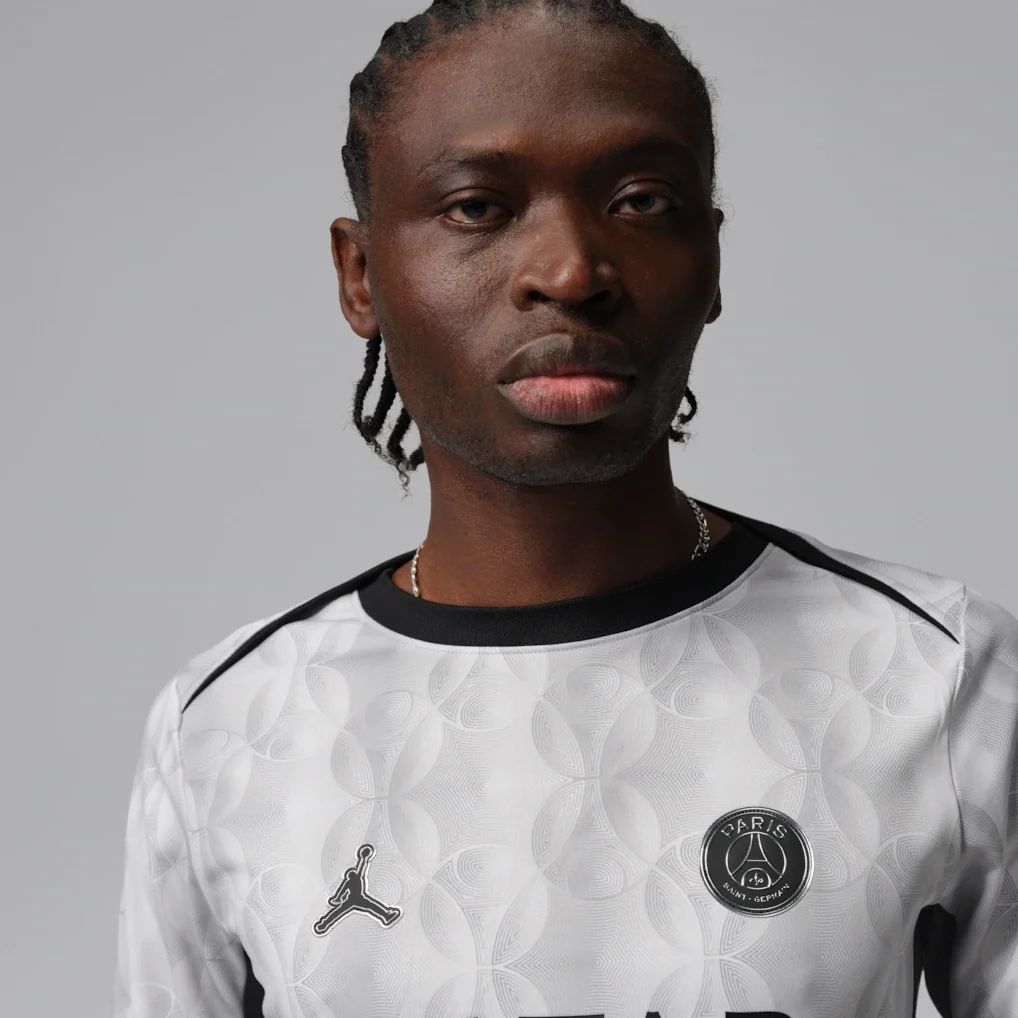 Paris Saint-Germain Jordan Brand Men's Long Sleeve Pre-Match Dri-FIT Top - Black