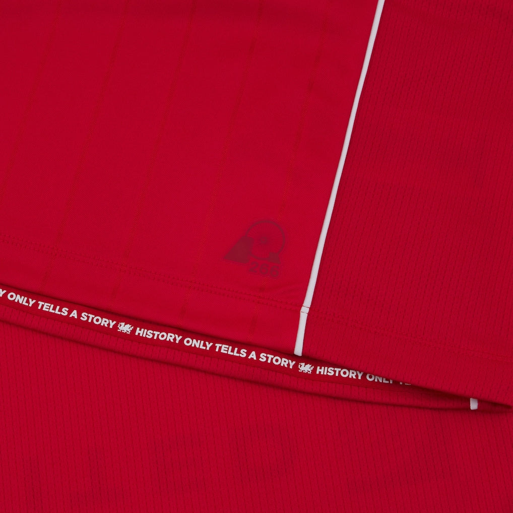 Wrexham Macron Women's 2025/26 Home Replica Jersey - Red