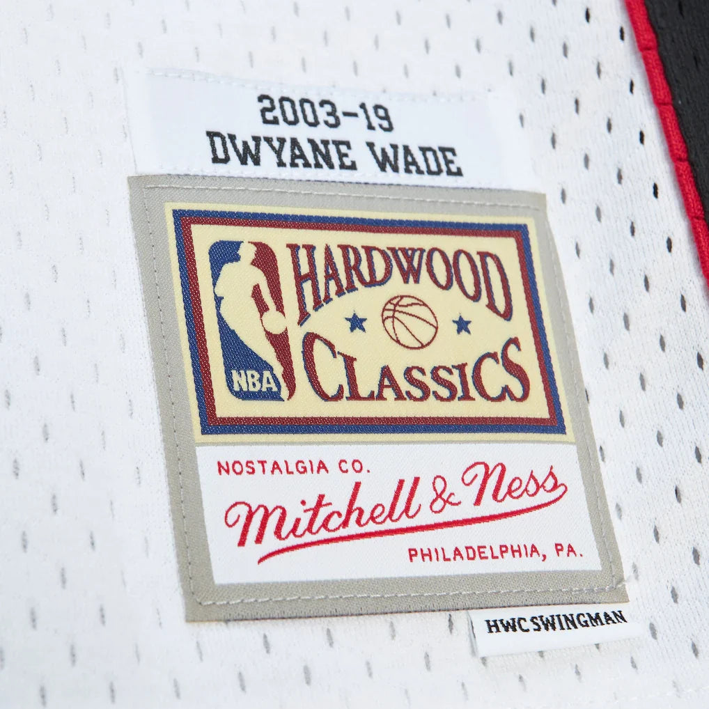 Dwyane Wade Miami Heat Mitchell & Ness Unisex Hall of Fame Class of 2023 Throwback Swingman Jersey - White
