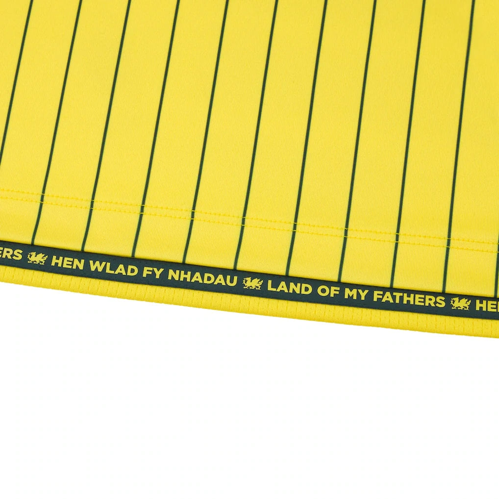 Wrexham Macron Youth 2025/26 Away Replica Jersey - Yellow