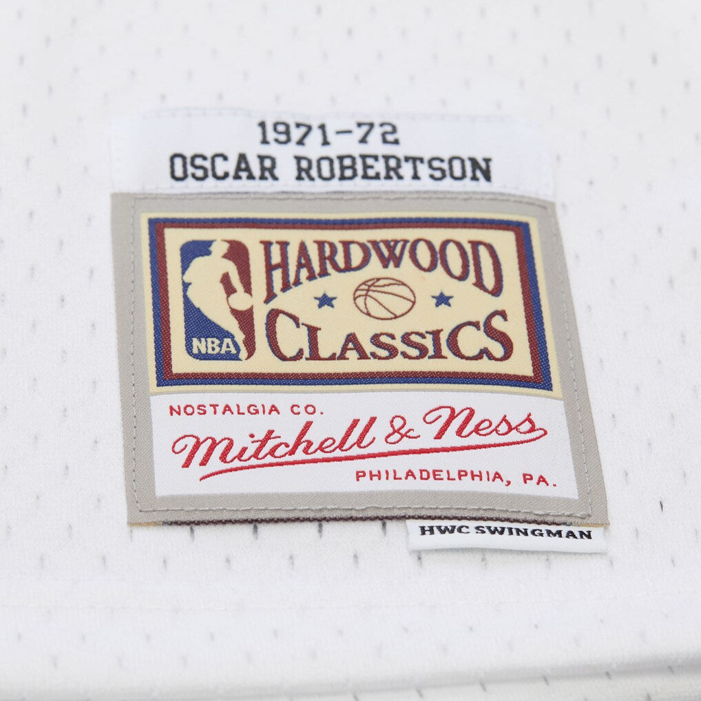 Oscar Robertson Milwaukee Bucks Mitchell & Ness Hardwood Classics Swingman Jersey - White