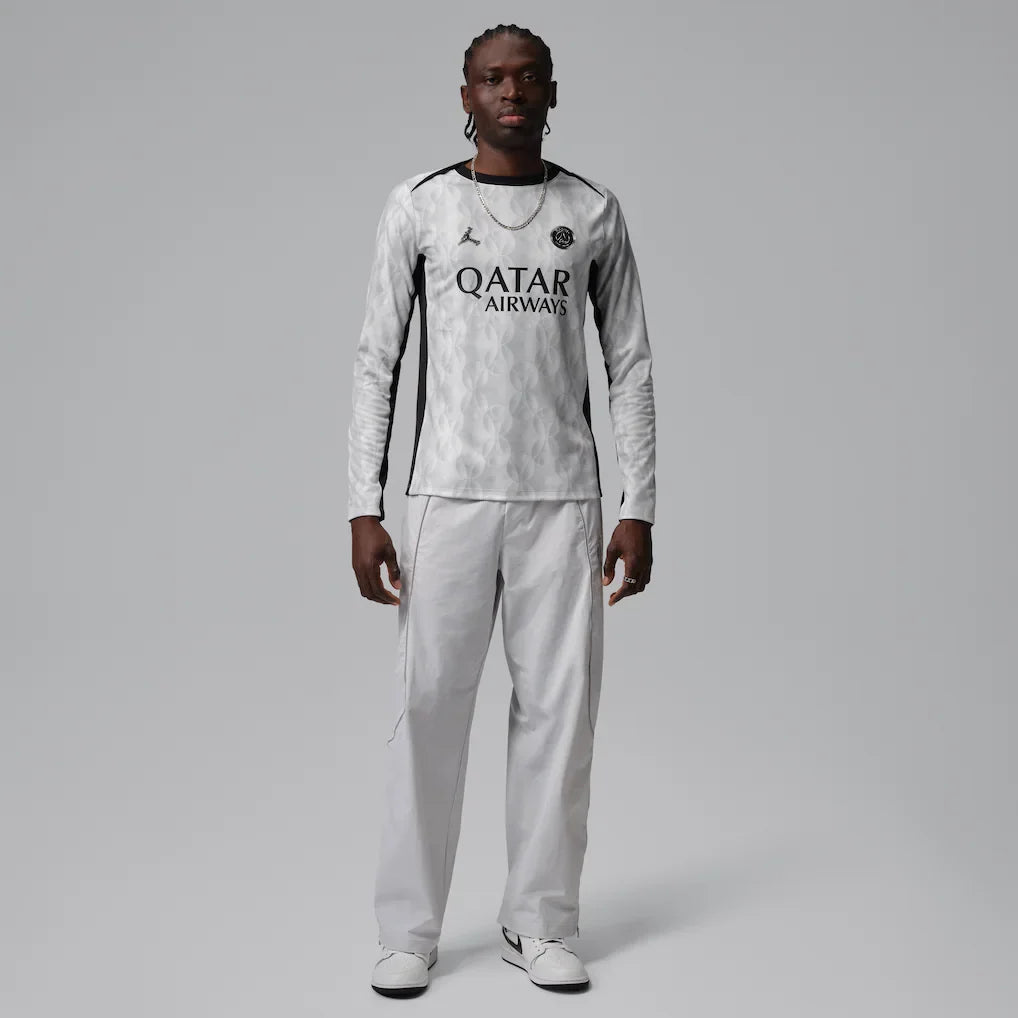 Paris Saint-Germain Jordan Brand Men's Long Sleeve Pre-Match Dri-FIT Top - Black