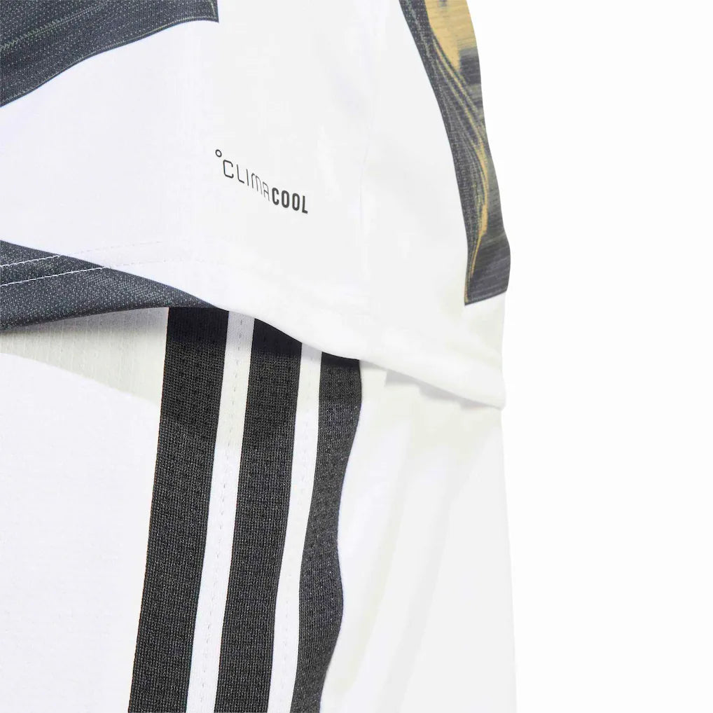 Juventus adidas 2026/27 Home Pre-Match Training Jersey - White