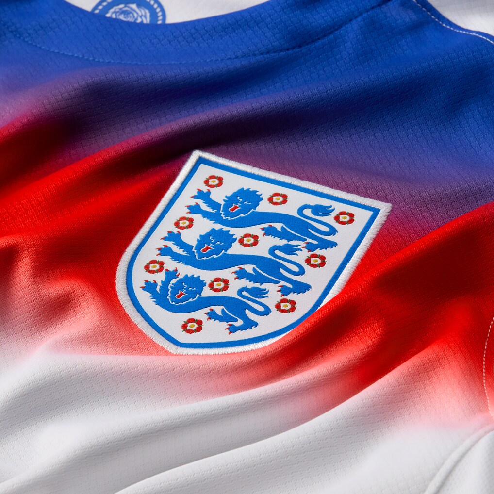England Women's National Team Nike 2025/26 Home Replica Jersey - Royal